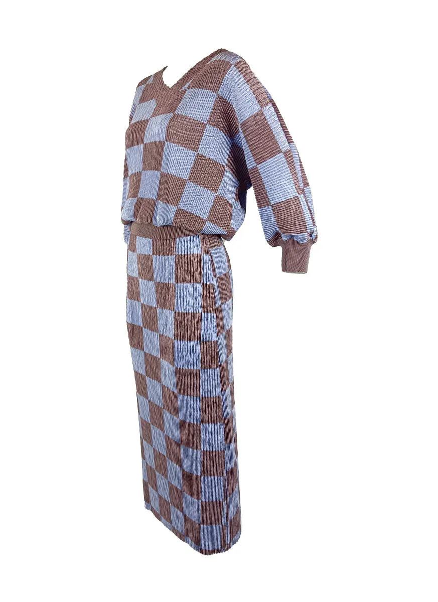 9240015 V-Neck Checked Pleats Top & Skirt Set *Last Set
