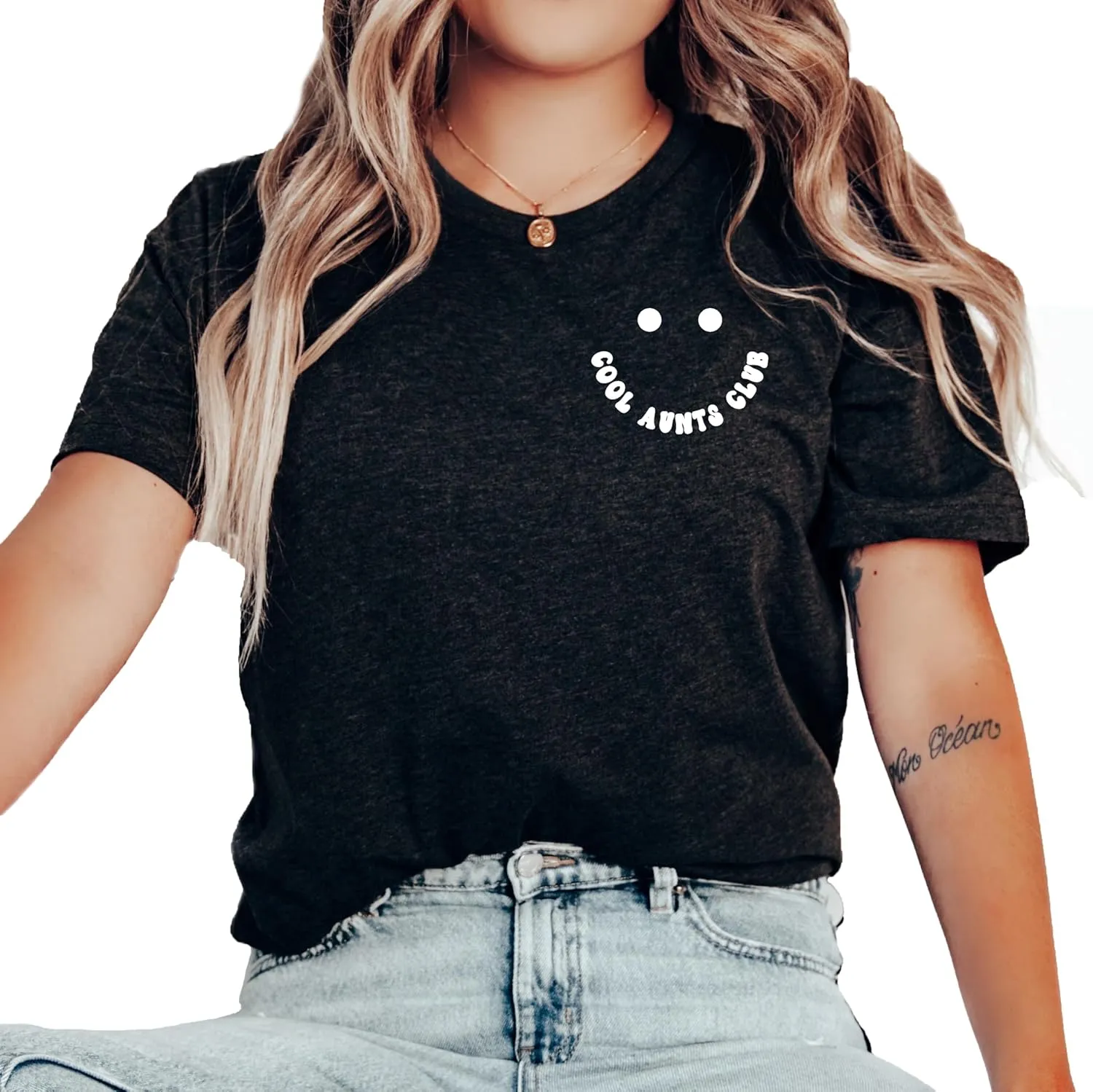 Aunt Shirt, Cool Aunts Club Graphic Tee, Aunt Gift, Aunt Birthday Gift, Sister Gifts, Auntie TShirt, New Aunt Shirt, Cool Aunt, Minimalist Design Aunt T-Shirt, Cute Gift for Aunt, Baby Announcement